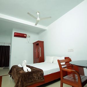 Standard Double Room Fan